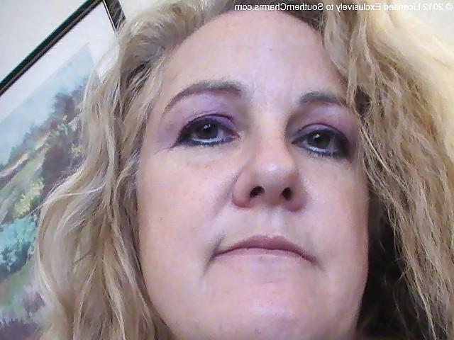 24P Sexy face mature BBW 