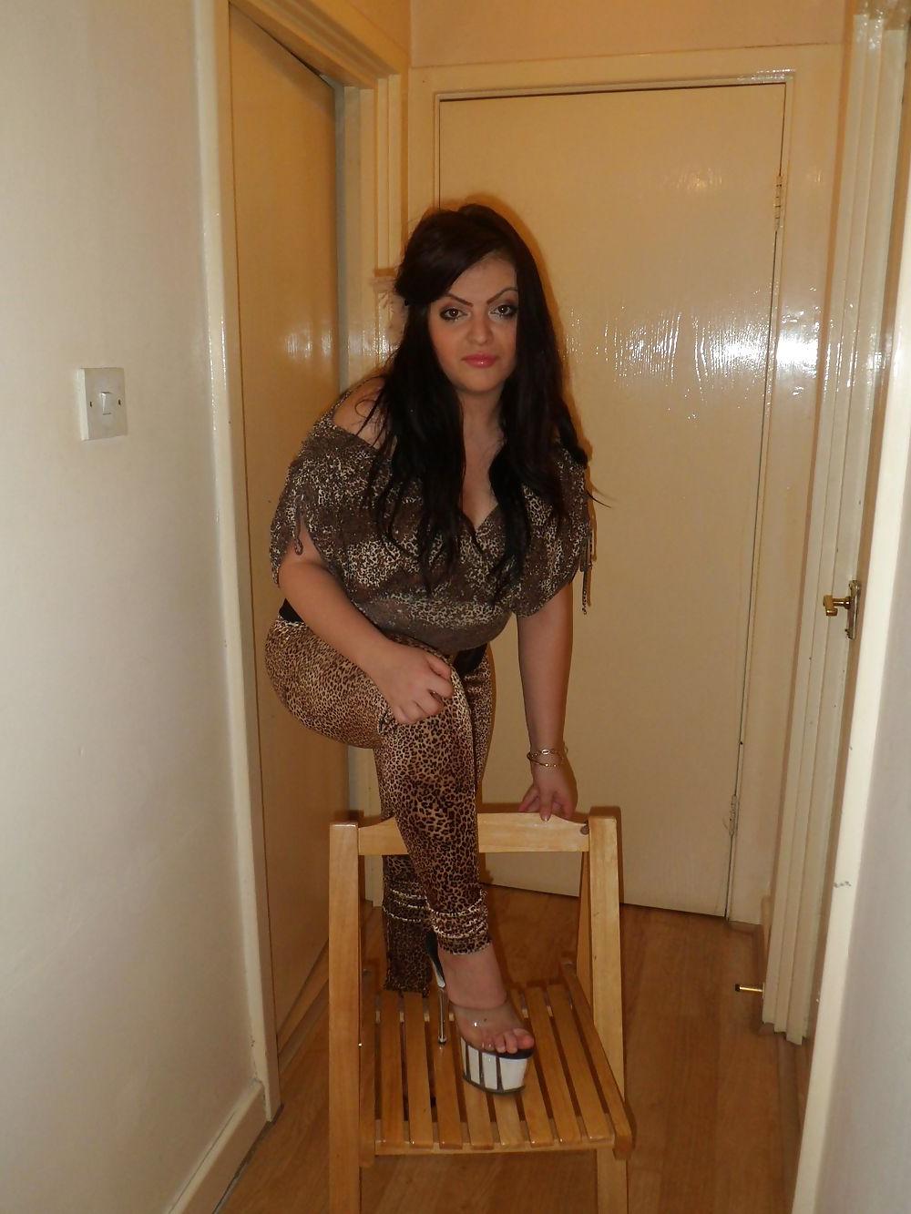 11P Romanian Whore - Alexa, 23, Wakefield