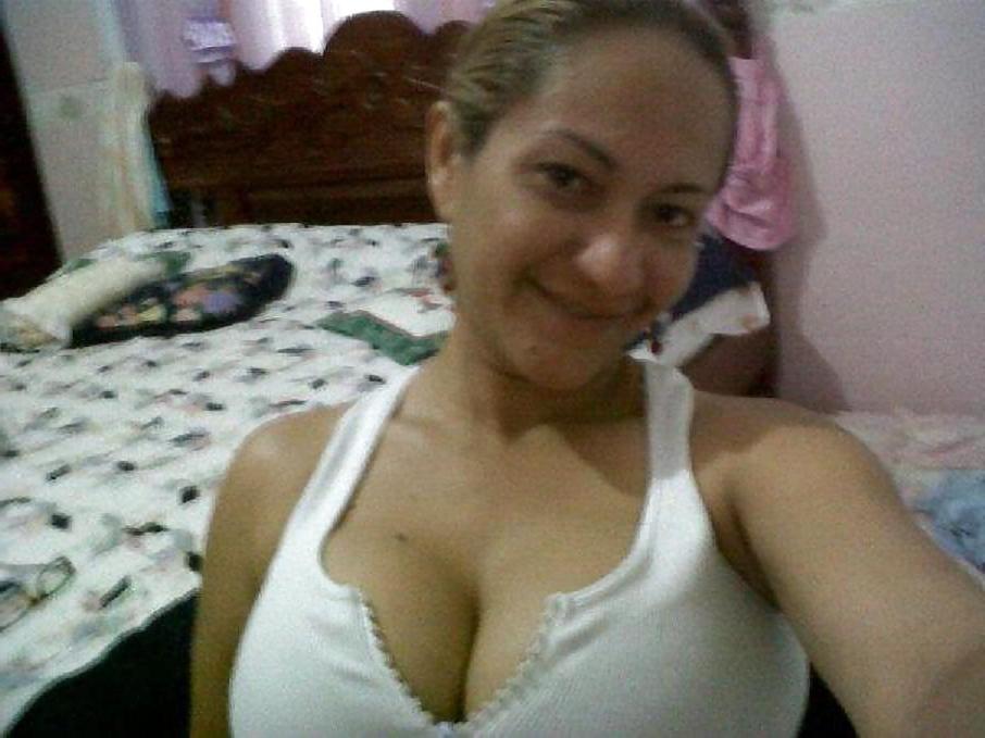 5P Venezuelan woman: Viviana