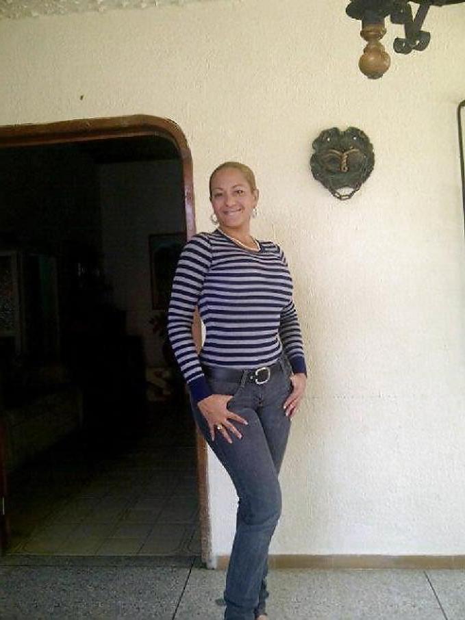 5P Venezuelan woman: Viviana