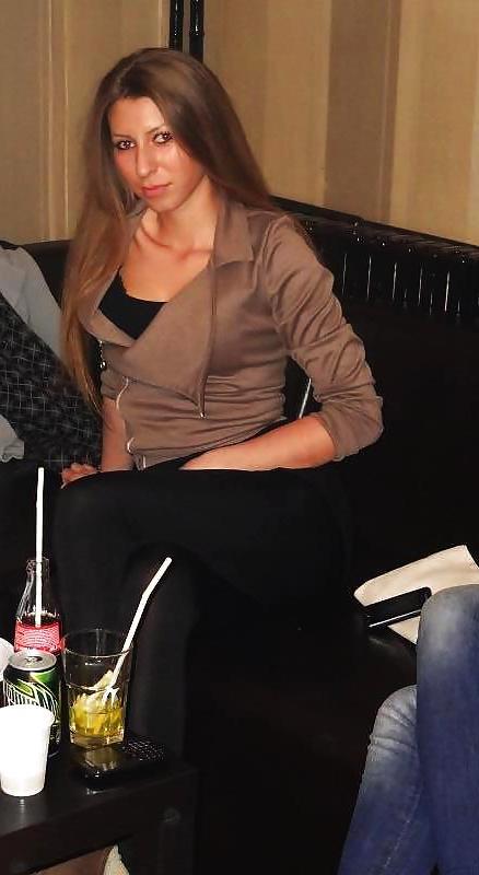12P Romanian girl: Daniela