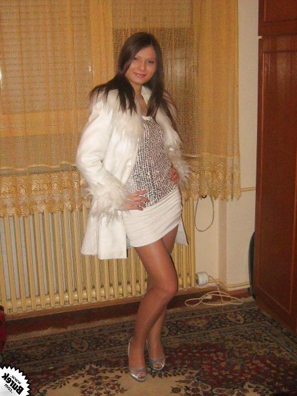 16P Amateurs Heels Pantyhose