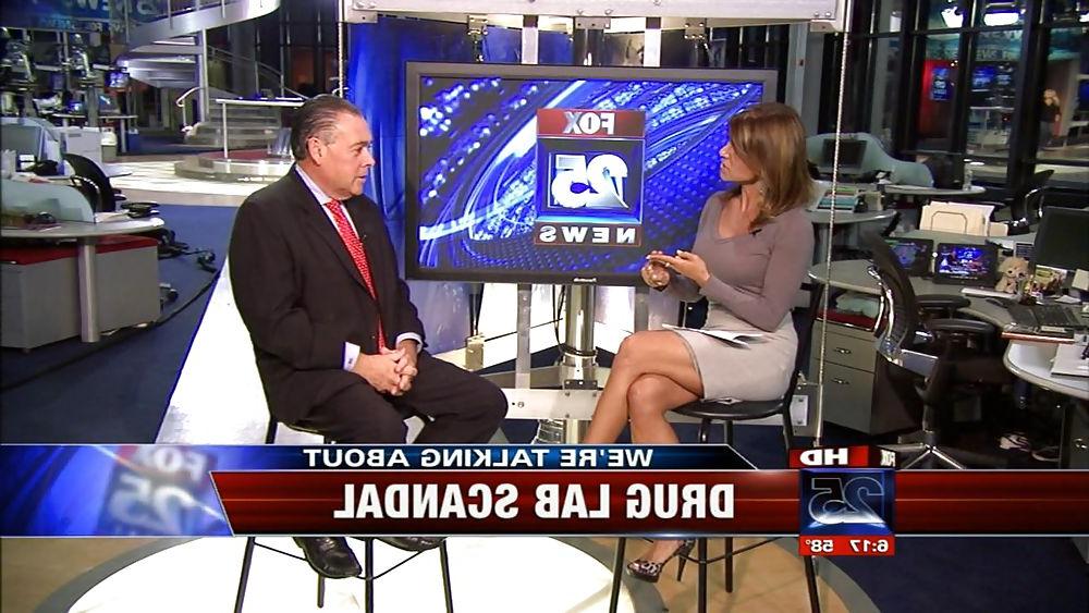 19P Maria Stephanos Sexy Legs