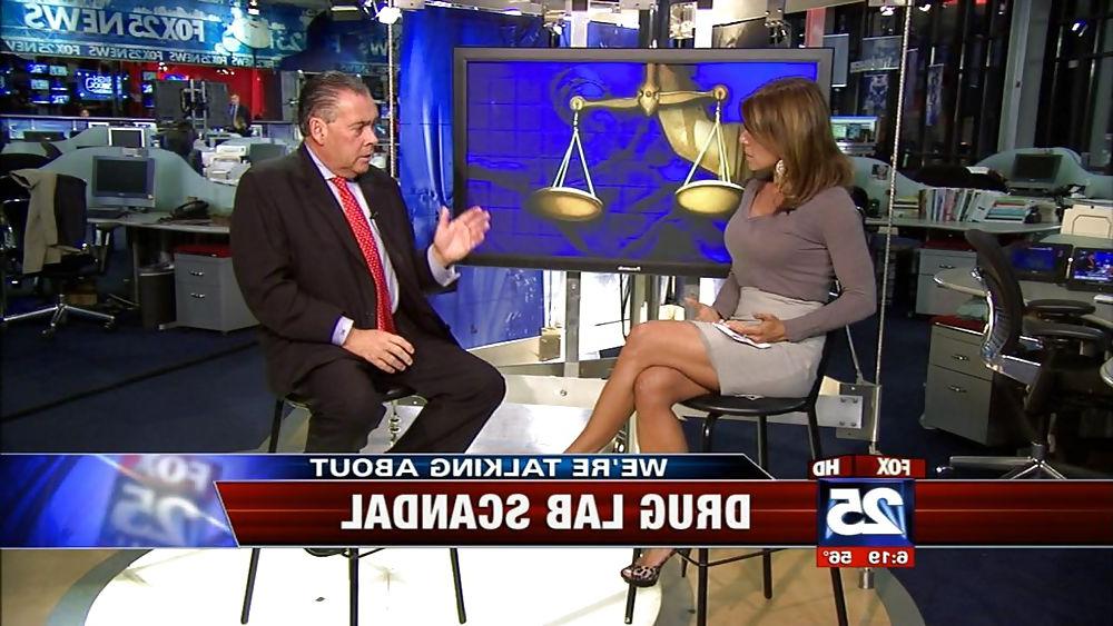 19P Maria Stephanos Sexy Legs
