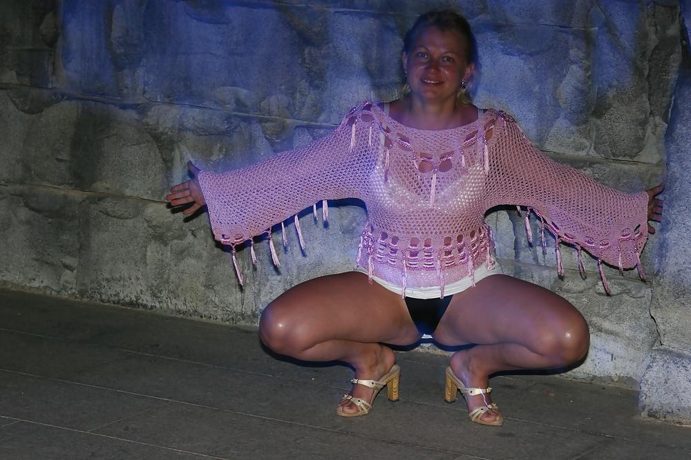25P Upskirt 3