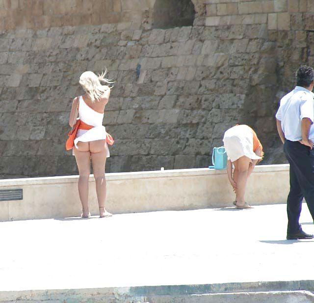 25P Upskirt 3