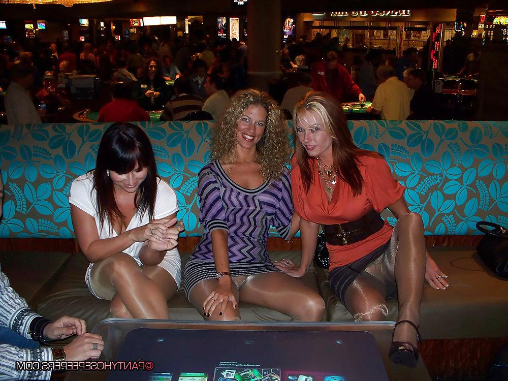 25P Pantyhose Lady