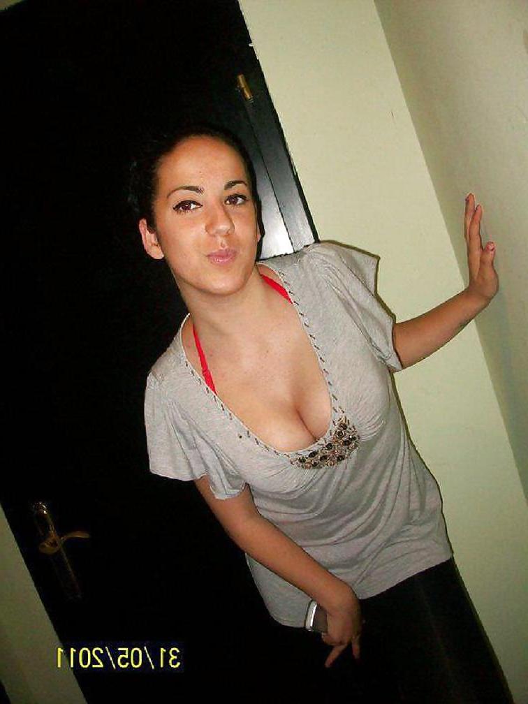 15P Greek girl: eleni