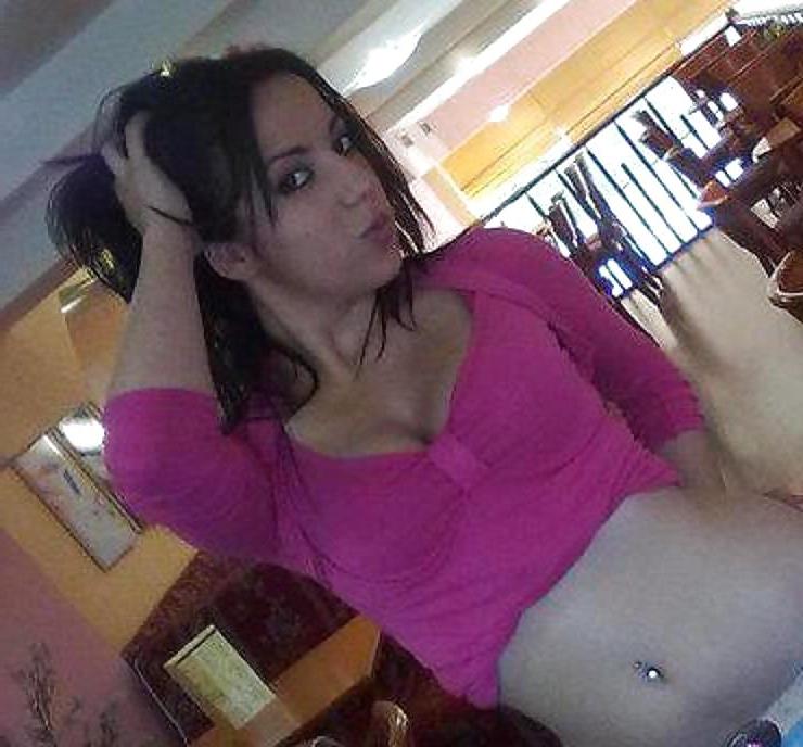 15P Greek girl: eleni