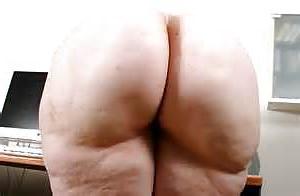 15P Big butt moms 
