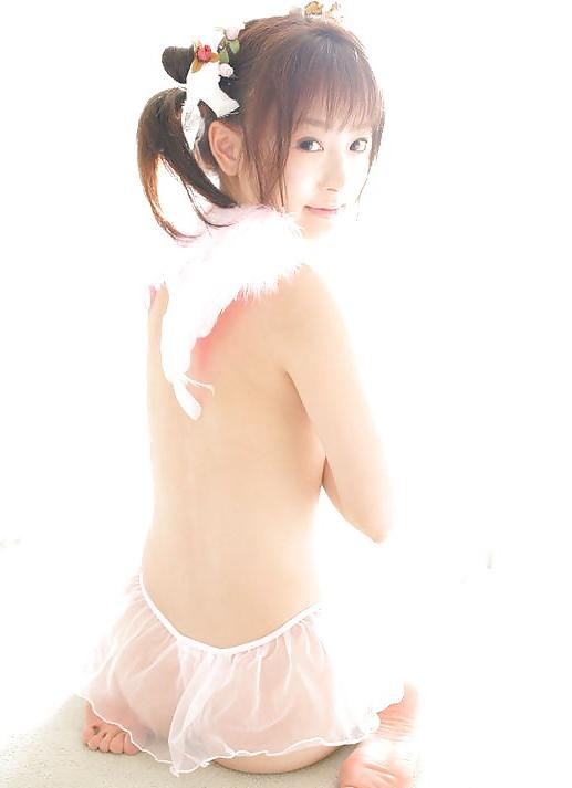 25P Beautiful Asian Teens