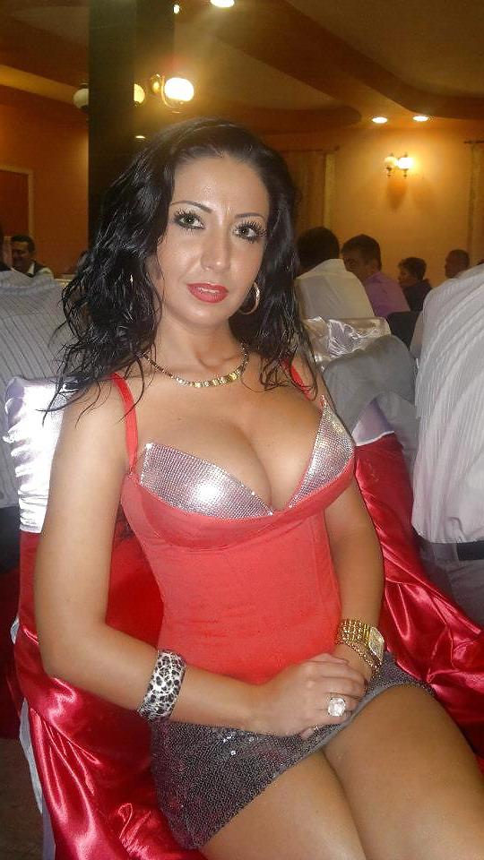 13P Romanian milf: Bianca