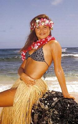 23P Kelly Kapowski gallery #1 (Mostly Swimsuits)