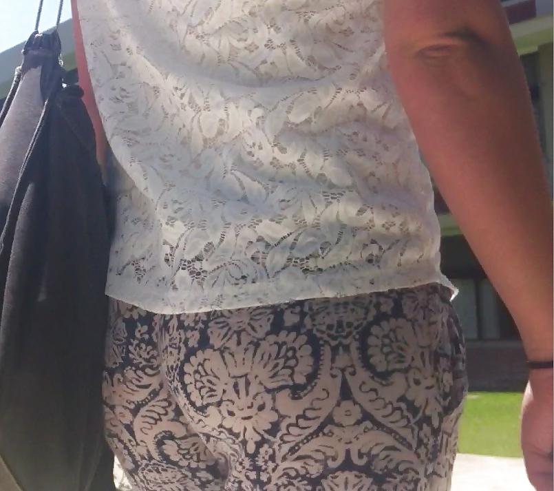 11P Candid college voyeur teen asses culos
