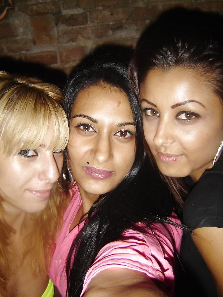 21P Romanian girl: Ana