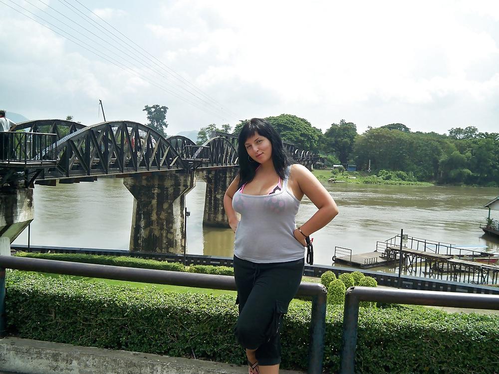 25P Hot Gorgeous Armenian BBW Chick From Russia