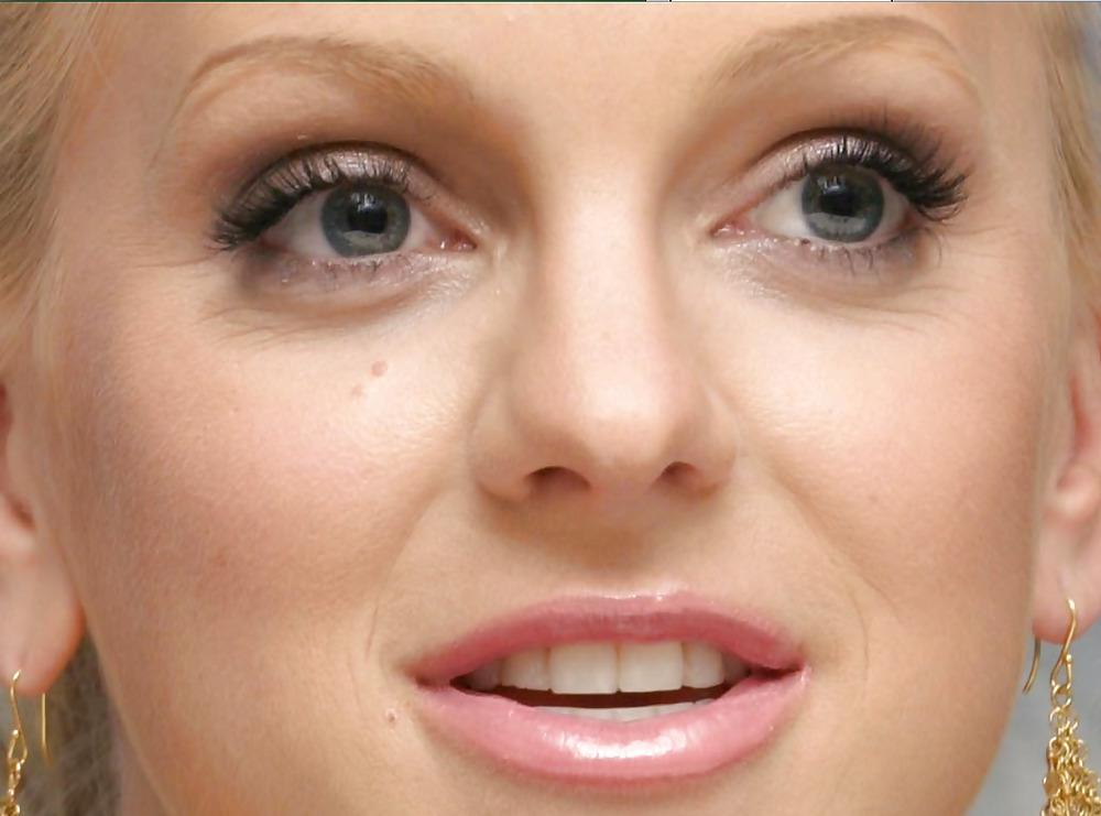 25P Anna Faris