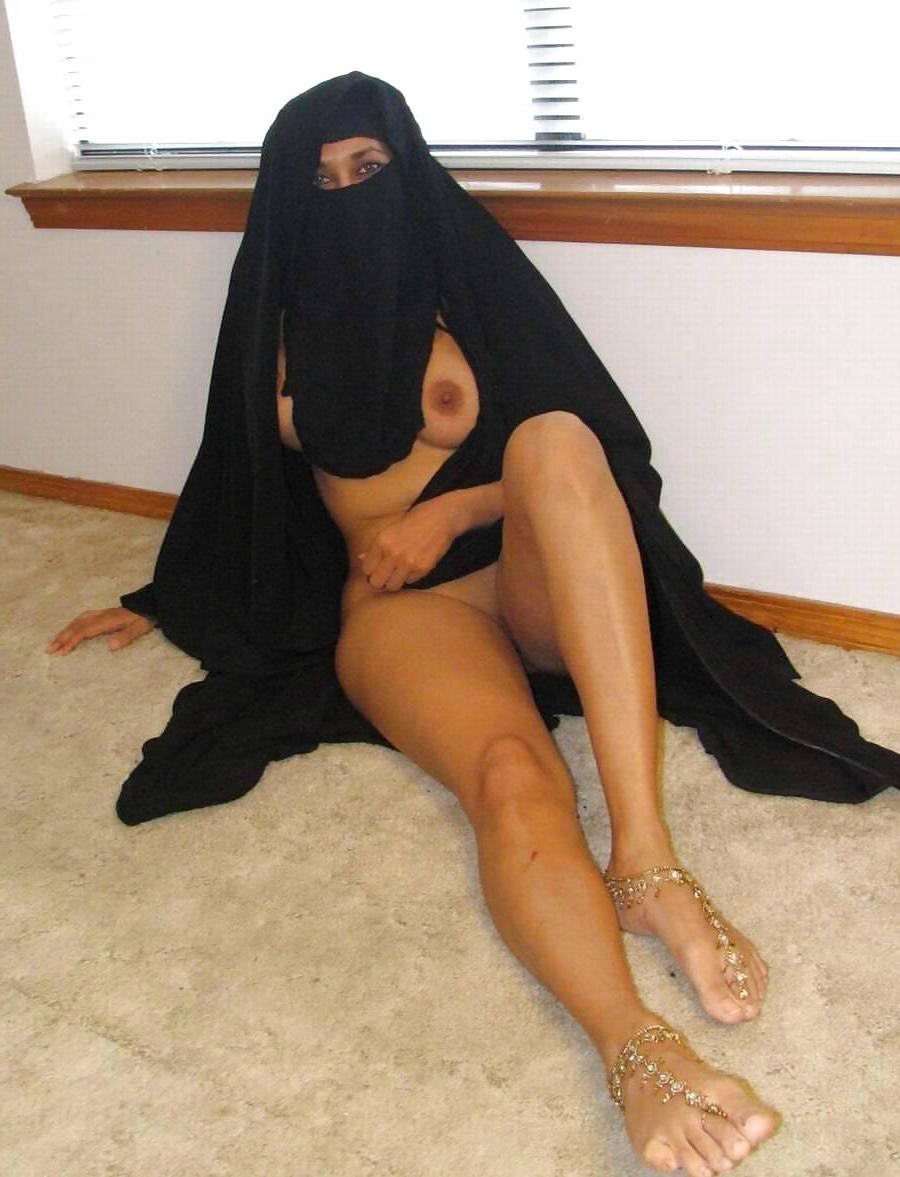 19P Arab lady