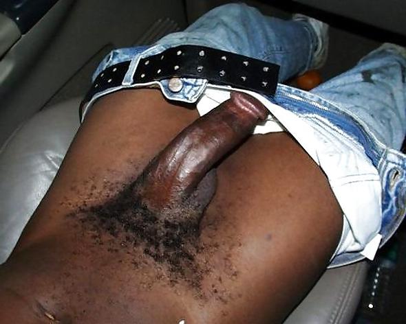 25P Worshipping Beautiful Black Cock 8