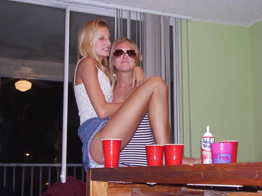 25P Upskirts Upshorts 52