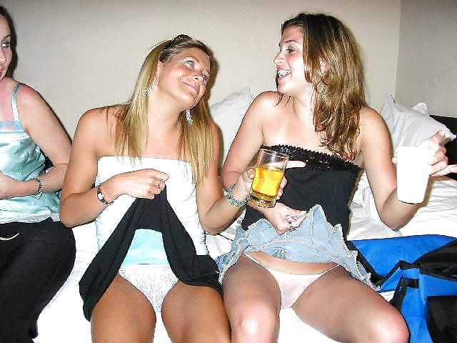25P Upskirts Upshorts 52