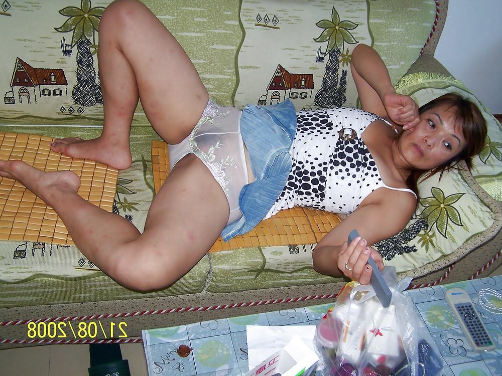 20P Upskirt White Panties 2