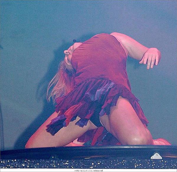 15P All 5 spice girls upskirt