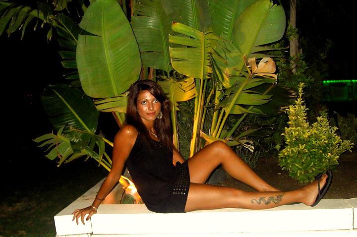 12P Nice Internet girls non nude