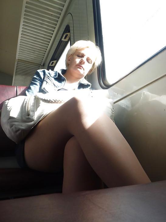 11P Selfshot Voyeurpics - Selbstgeschossene Voyeurfotos 2