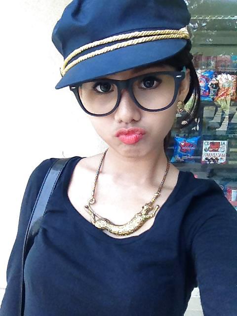 25P What would you do to Vy Timy (Vietnamese teen)