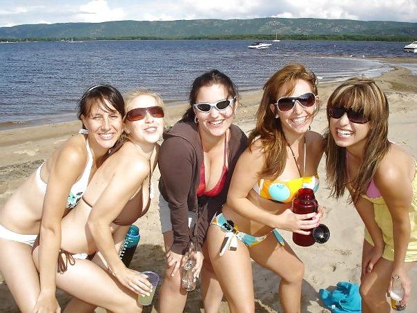 25P NON-NUDE girls around water 4