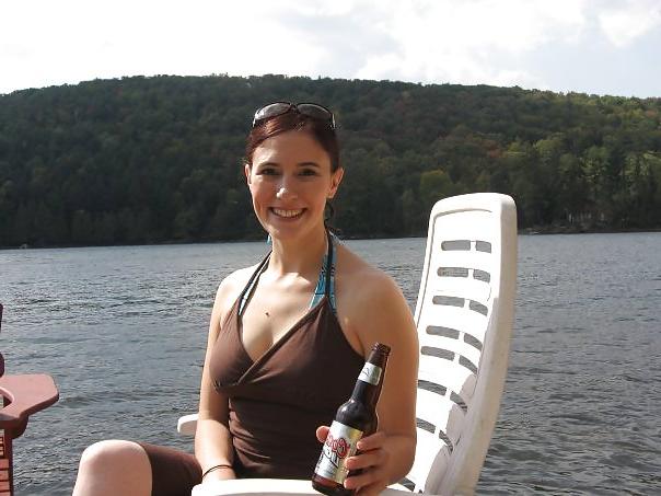 25P NON-NUDE girls around water 4