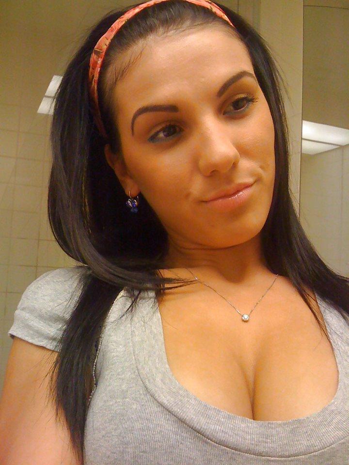 7P Romanian girl: Dorina