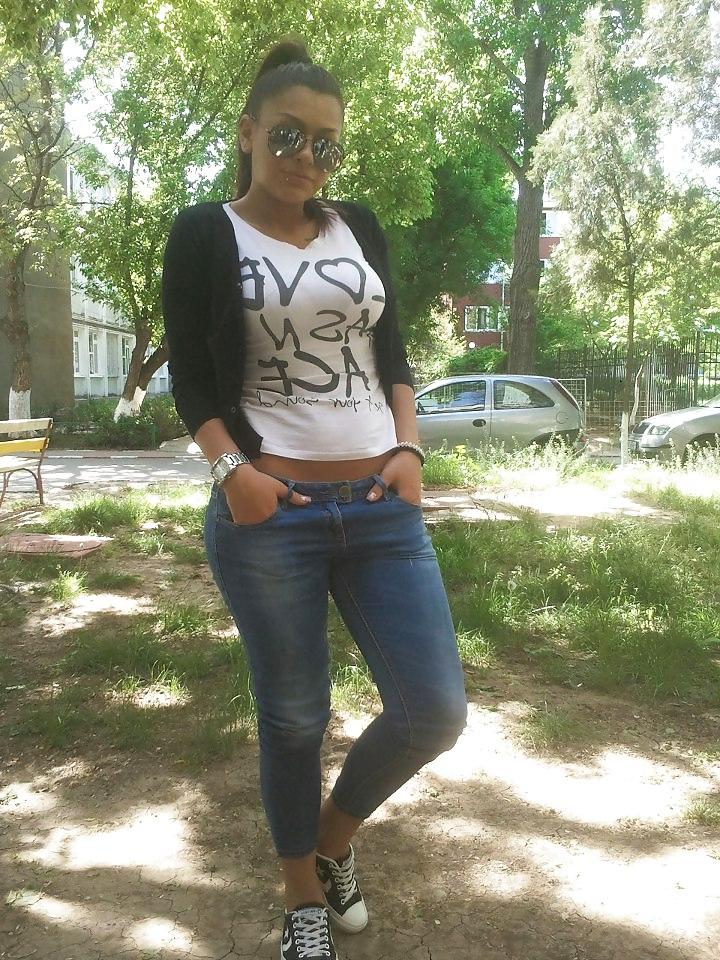 4P Romanian girl: Alicia