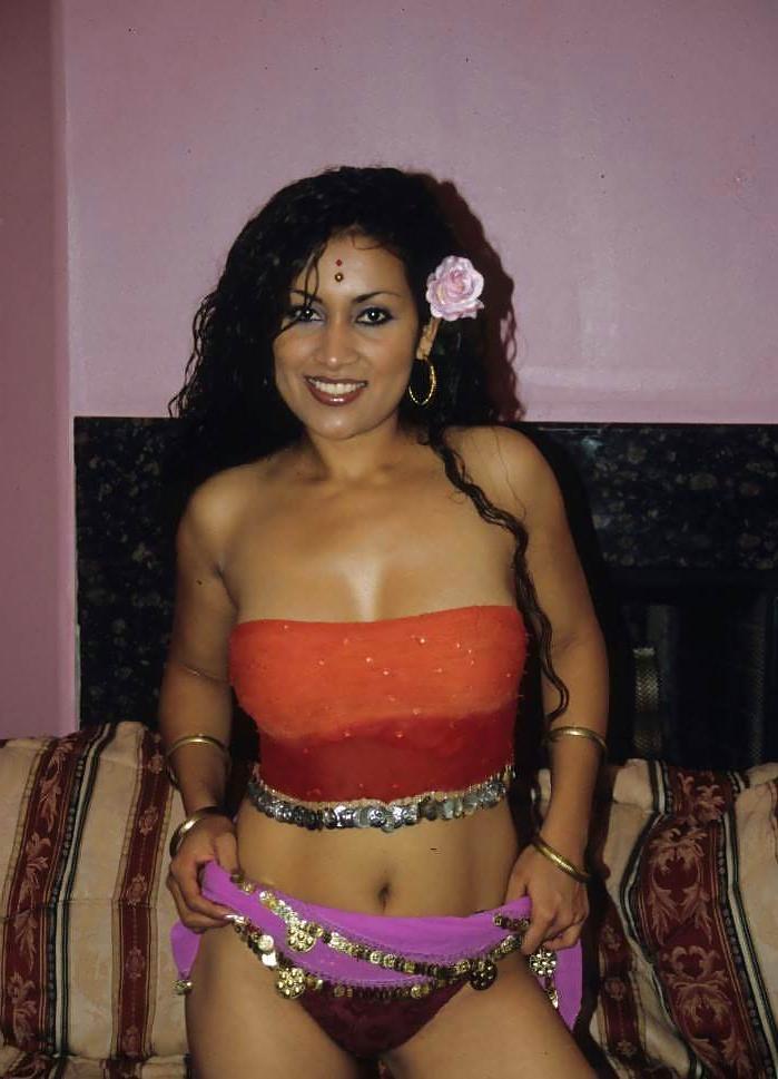 16P Indian Mother Group Fucked