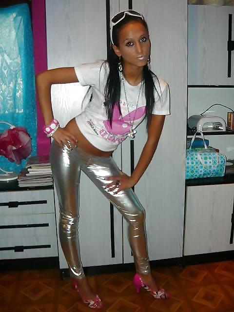 25P Facebook sluts in hot leggings 7