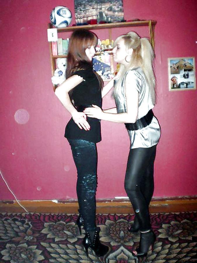 25P Facebook sluts in hot leggings 7