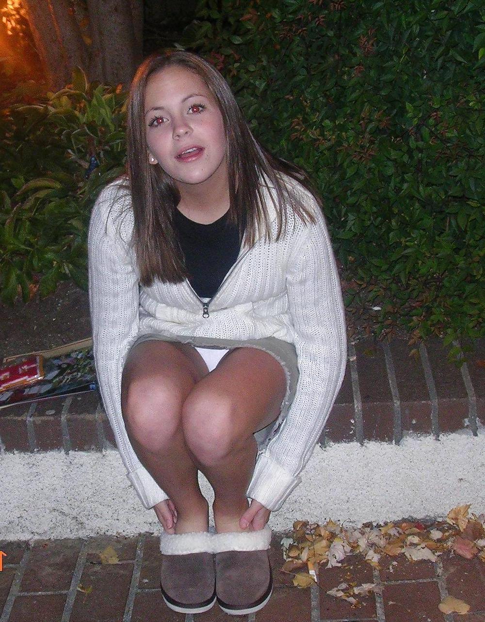 25P Upskirt White Panties 2