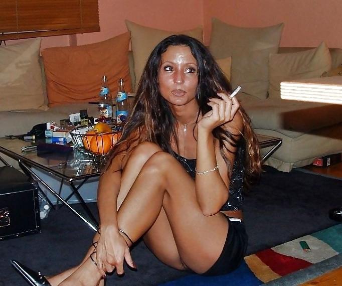 25P Les salopes sexy but no nude 