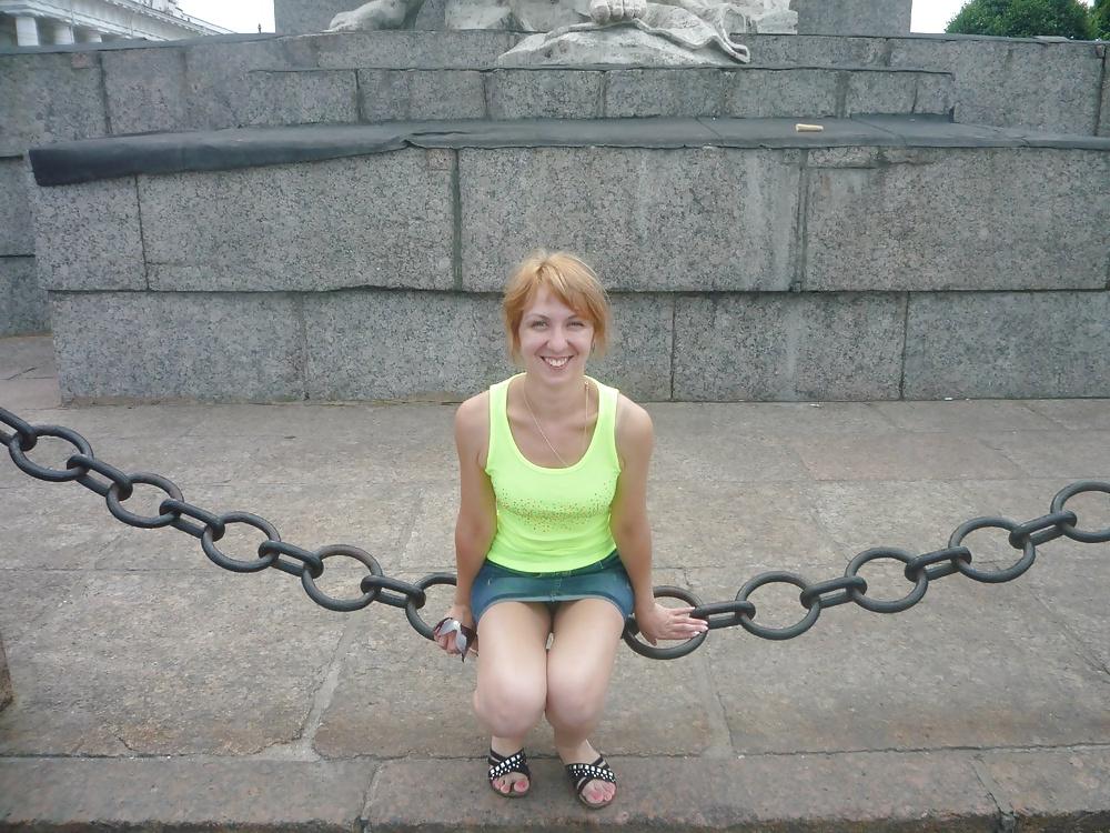 25P SocialNet Upskirt