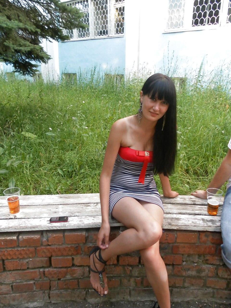 25P SocialNet Upskirt