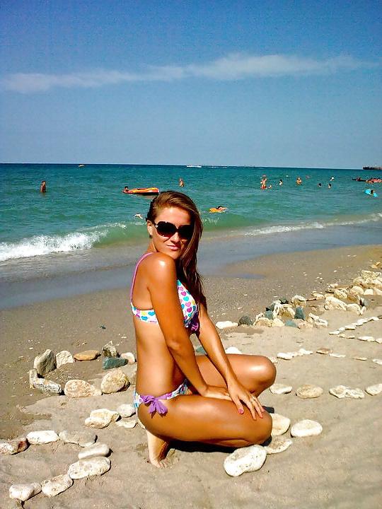 16P Romanian girl: Andreea