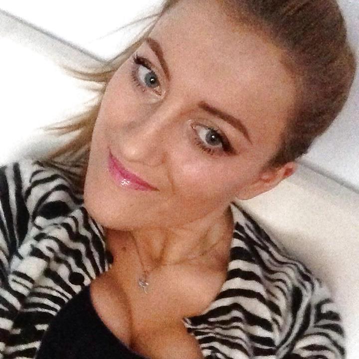 16P Romanian girl: Andreea