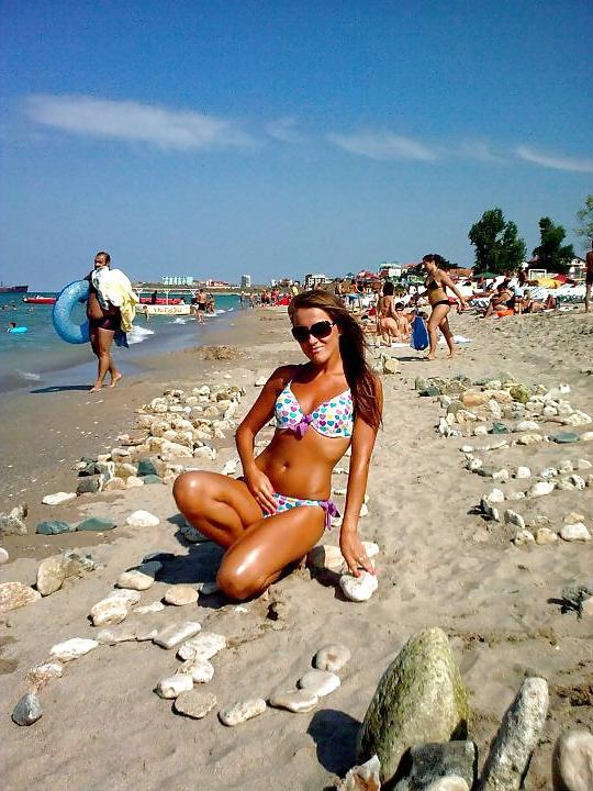 16P Romanian girl: Andreea