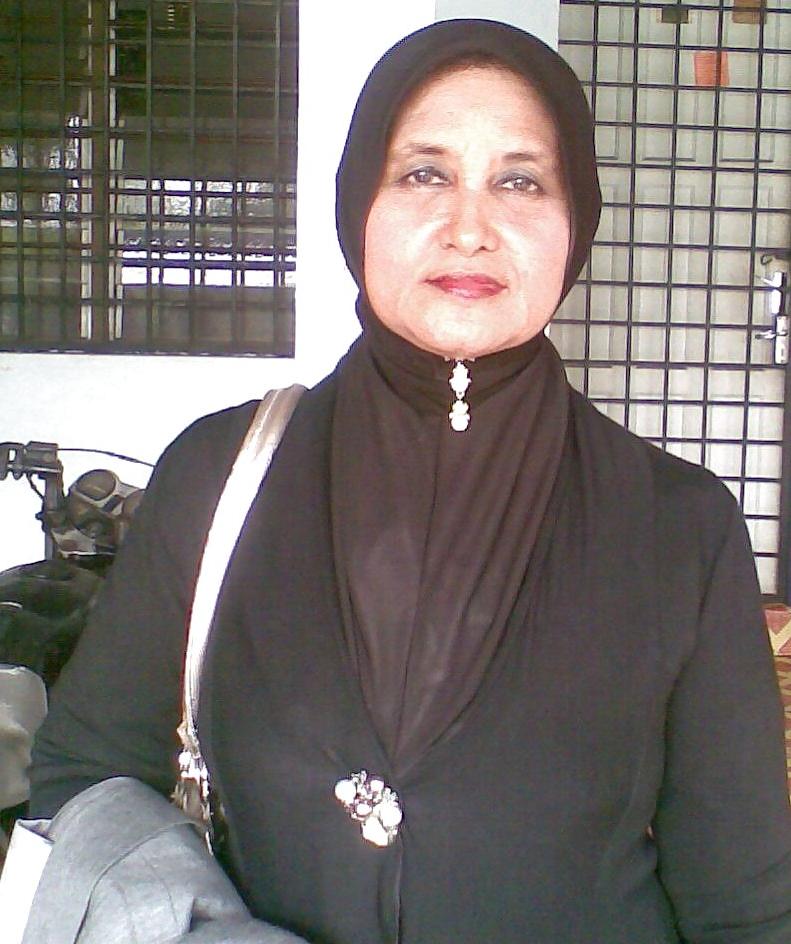 25P Malay wife 1