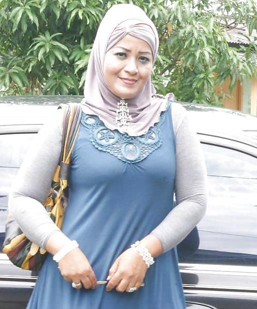25P Malay wife 1