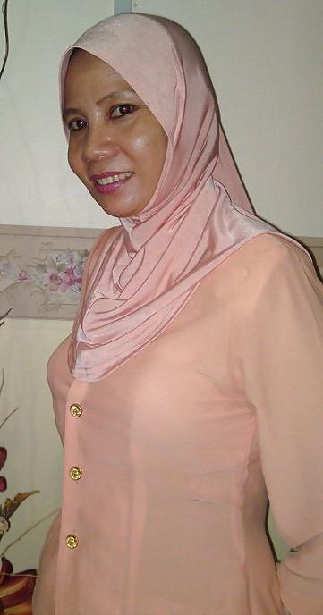 25P Malay wife 1