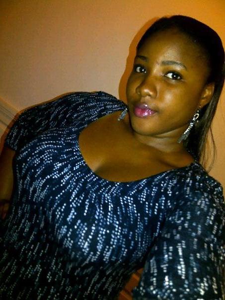 25P Busty Ebony NON PORN