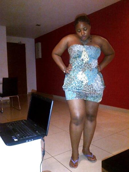 25P Busty Ebony NON PORN