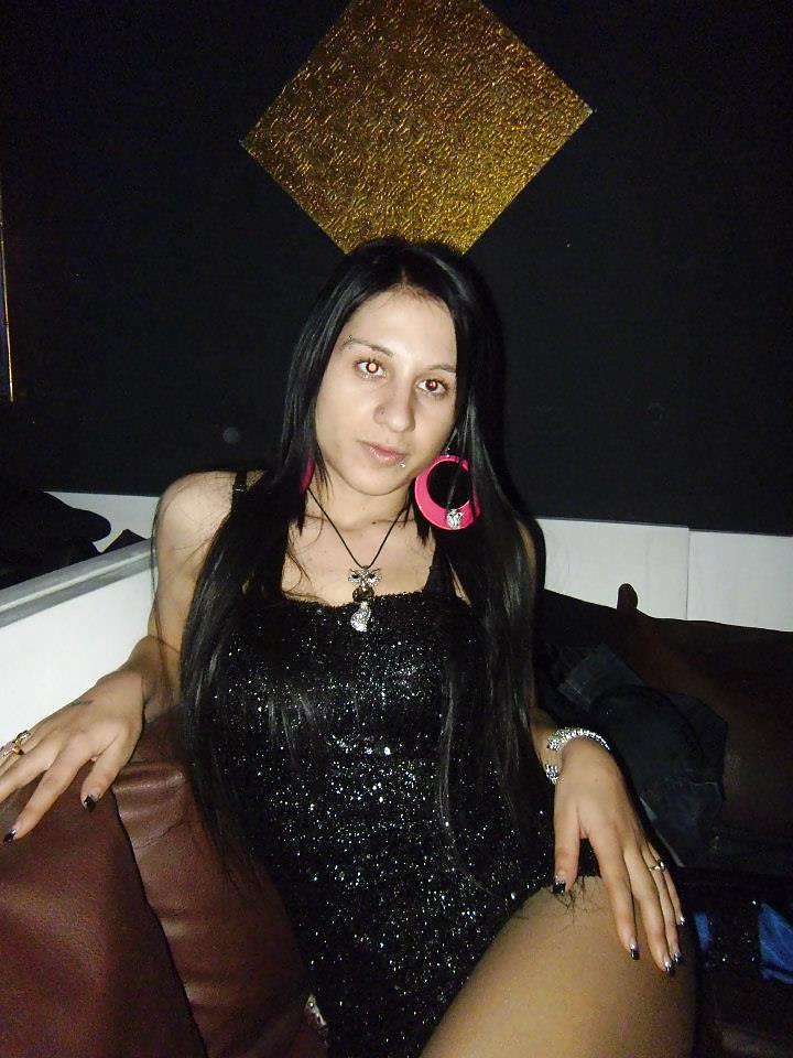 25P ALEXIA romanian prostitute in italy